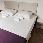 Apartment Leptiric *
