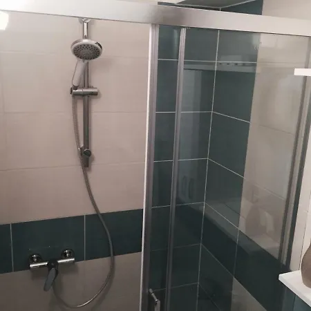 Apartment Leptiric Podstrana