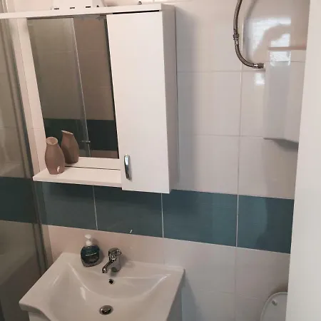 Apartment Leptiric Podstrana