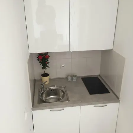 Leptiric Apartment Podstrana